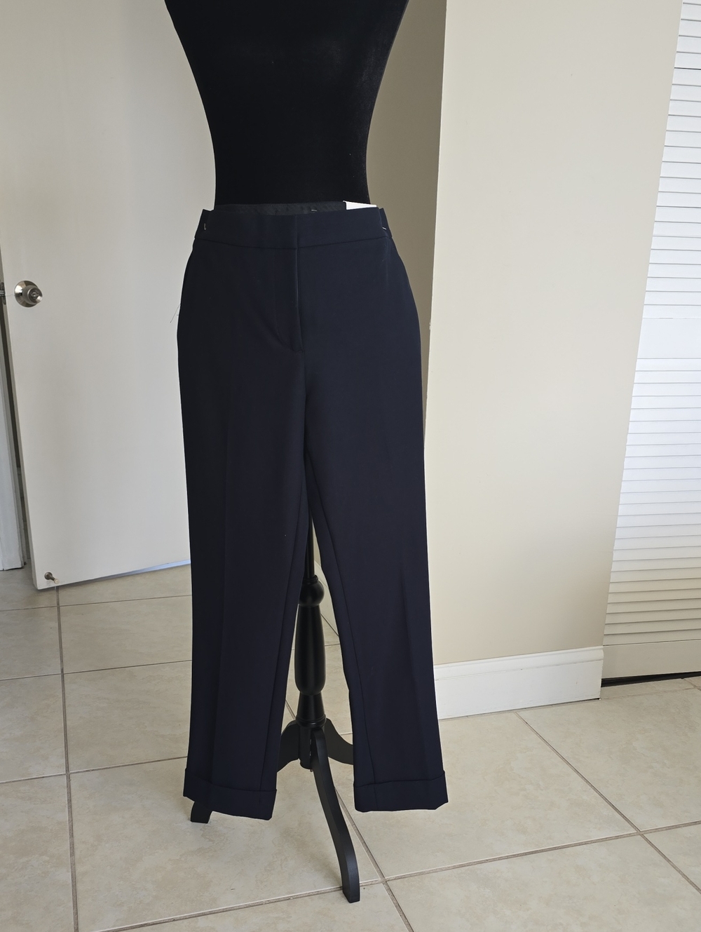 Ann Taylor Navy Cropped Tailored Pants
